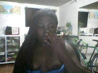 Live sex webcam photo for Queen-love #158889682