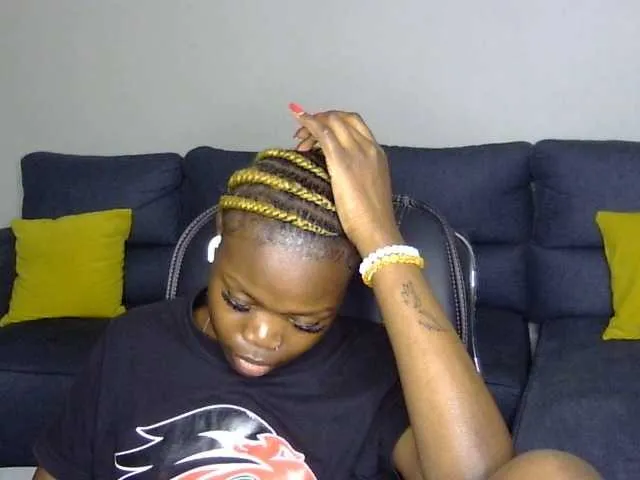 Live sex webcam photo for Queen-sasha #290733039