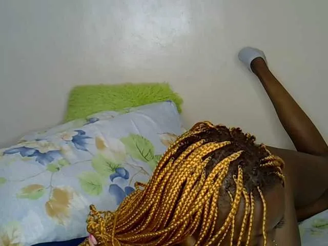 Live sex webcam photo for Queen-sasha #291032167