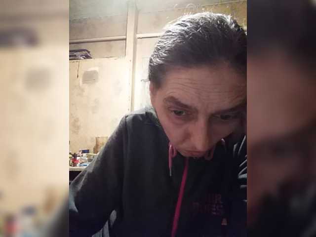 Live sex webcam photo for Queen321a #277296980