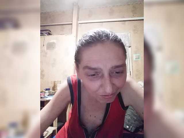 Live sex webcam photo for Queen321a #277301446