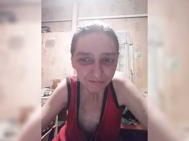 Live sex webcam photo for Queen321a #277350174