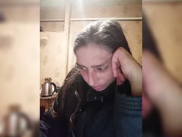 Live sex webcam photo for Queen321a #277774037