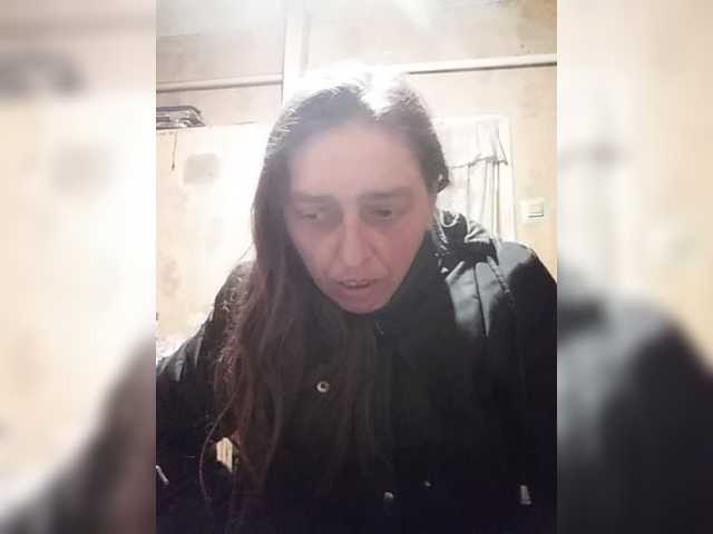 Live sex webcam photo for Queen321a #277794885