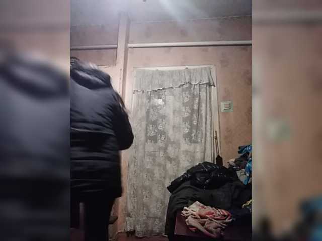 Live sex webcam photo for Queen321a #277799833