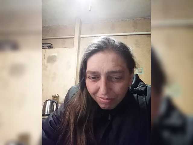 Live sex webcam photo for Queen321a #277805472