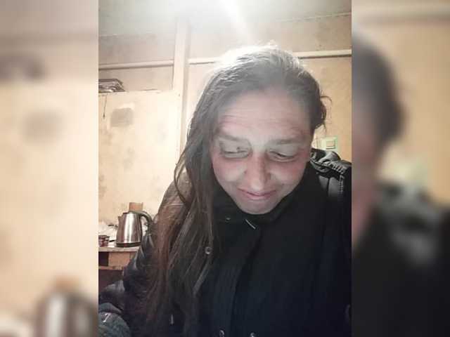 Live sex webcam photo for Queen321a #277900212