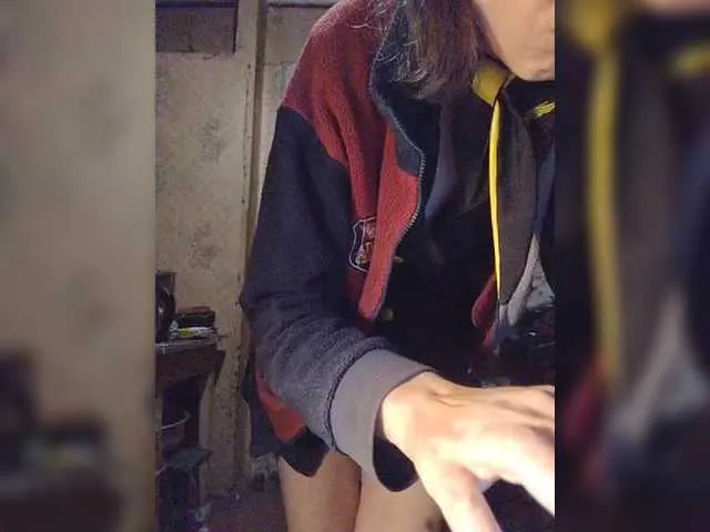 Live sex webcam photo for Queen321a #290681034