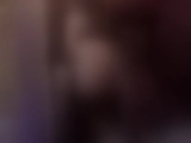 Live sex webcam photo for QueenAfina #293709277