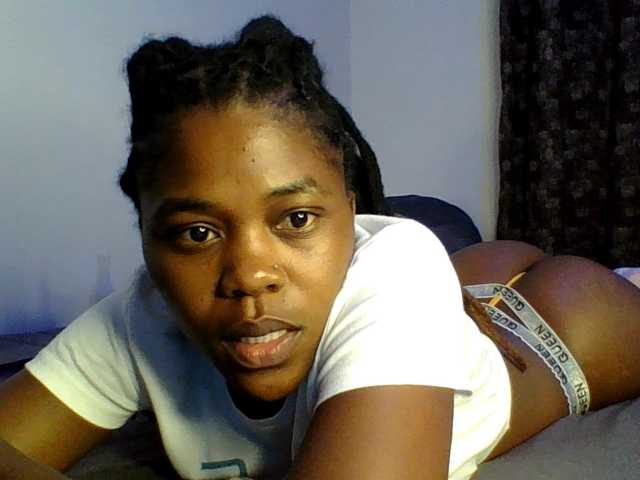Live sex webcam photo for QueenJacky #290774050