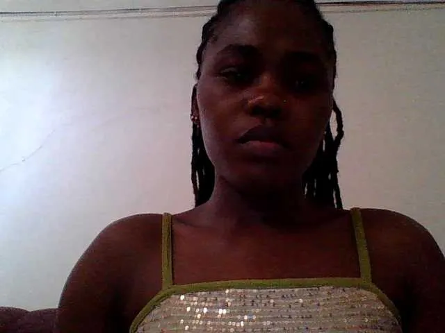 Live sex webcam photo for QueenJacky #291043189