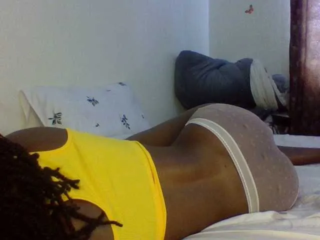 Live sex webcam photo for QueenJacky #292452597