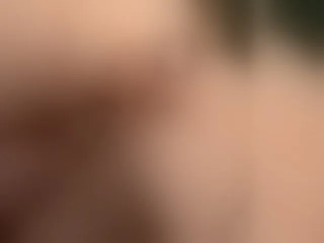 Live sex webcam photo for QueenKing #292992392