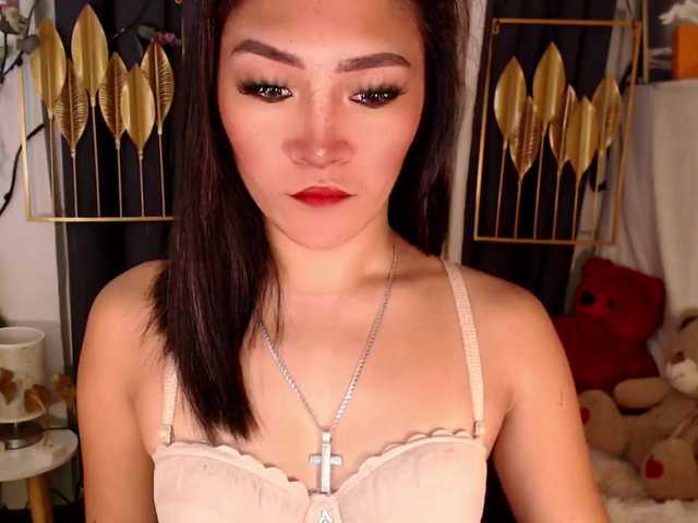 Live sex webcam photo for QueenMajesty #290746754