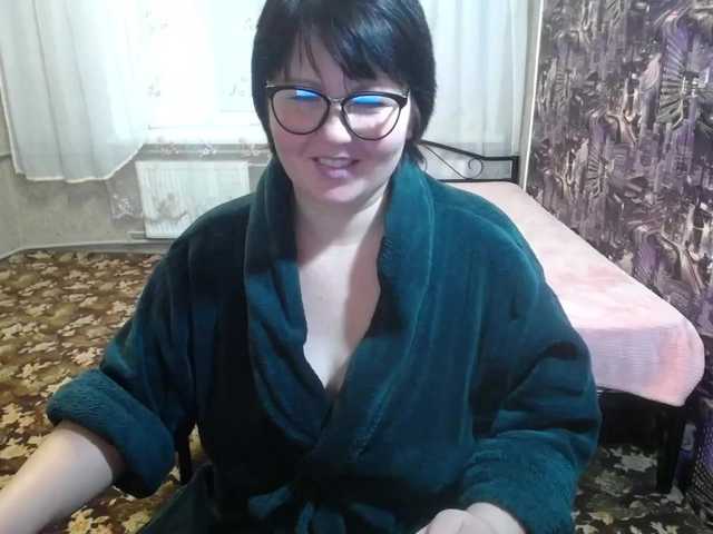 Live sex webcam photo for QueenNight1 #272007412