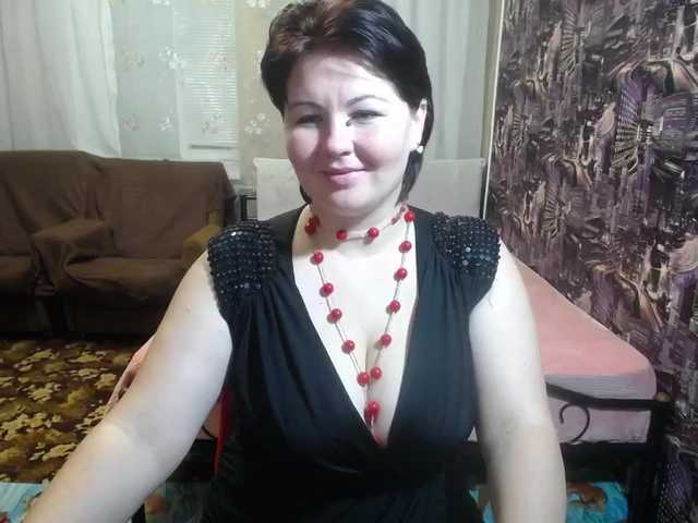 Live sex webcam photo for QueenNight1 #272319143