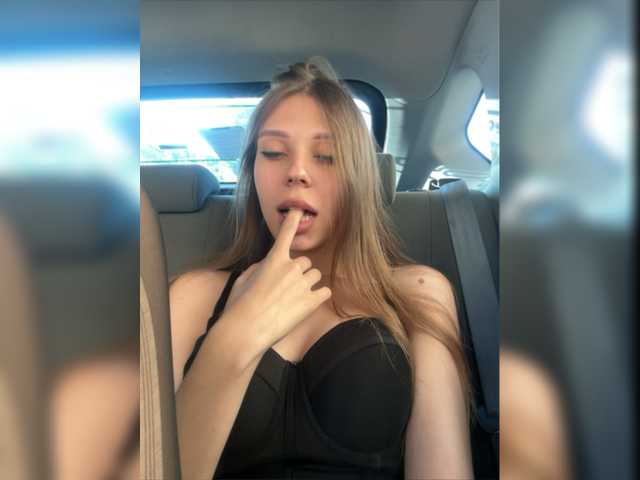 Live sex webcam photo for QueenOfCruelty #275606199