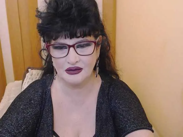 Live sex webcam photo for QueenOfSin #290999751