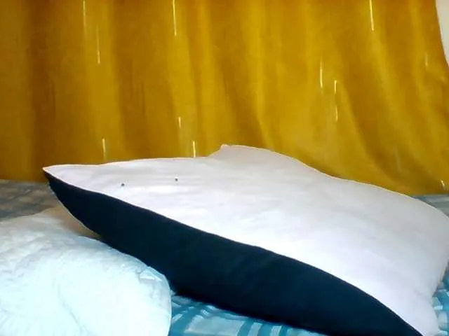 Live sex webcam photo for Queenafrica #291075442