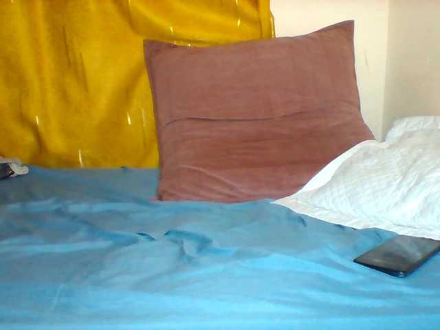 Live sex webcam photo for Queenafrica #291340292