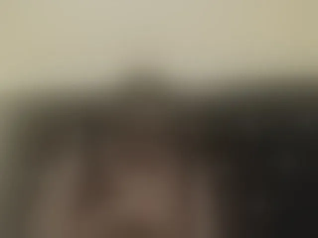 Live sex webcam photo for Queenbee25 #292705430