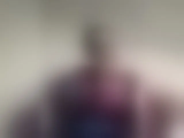 Live sex webcam photo for Queenbeea #293556809