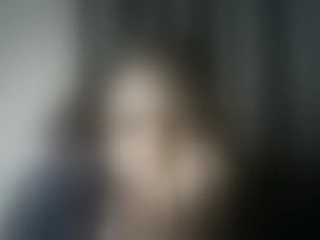 Live sex webcam photo for Queenbeea #293675429