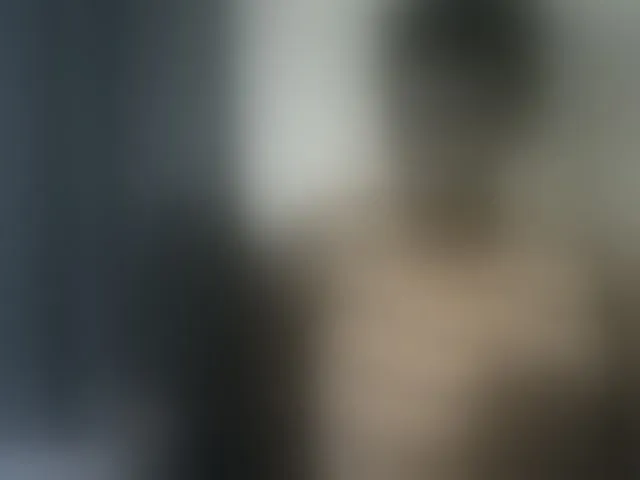 Live sex webcam photo for Queenbeea #293937380