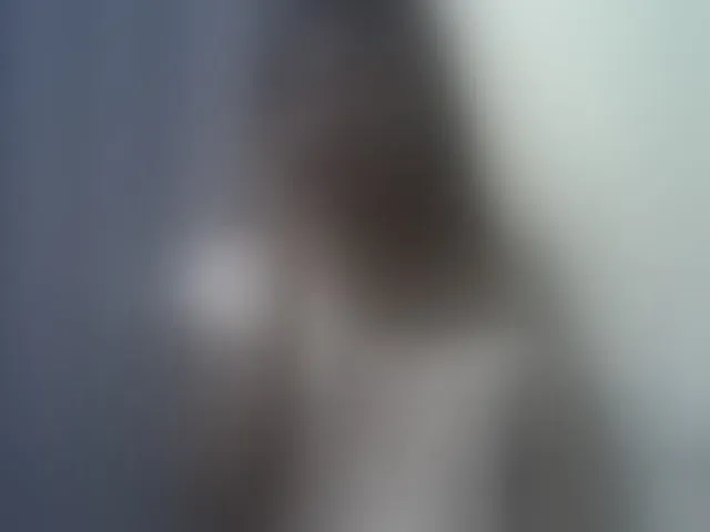 Live sex webcam photo for Queenbeea #294124358