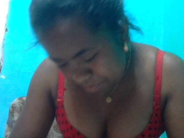 Live sex webcam photo for Queencamie #292119495