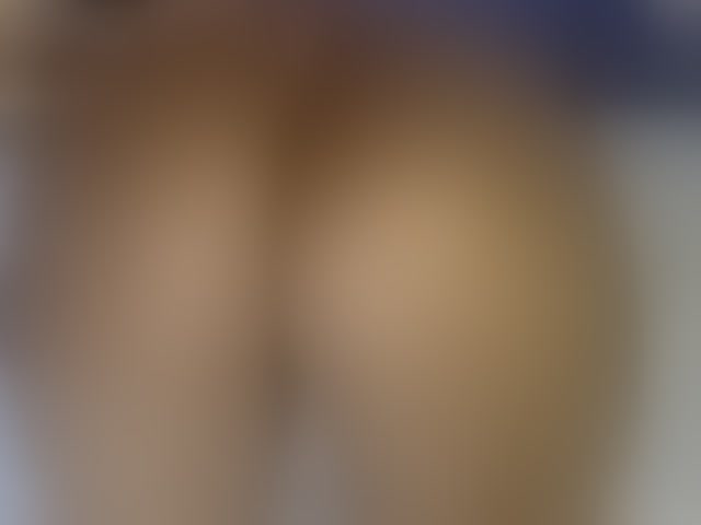 Live sex webcam photo for Queengee #294115477