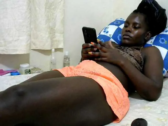 Live sex webcam photo for Queenmashil #276937719