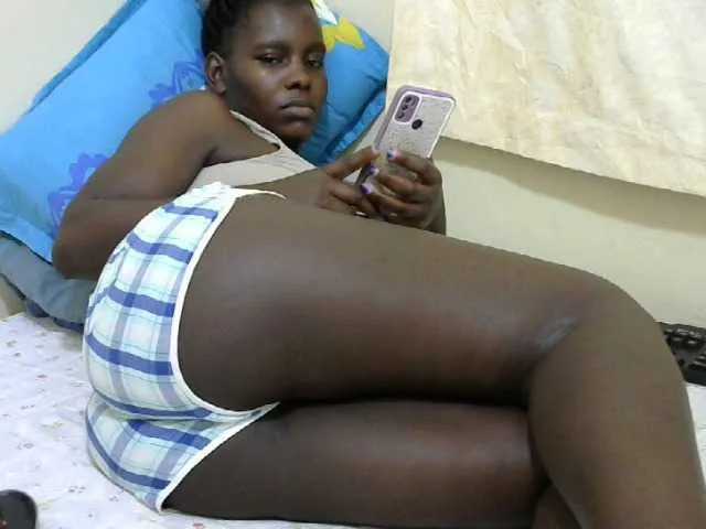 Live sex webcam photo for Queenmashil #277551257