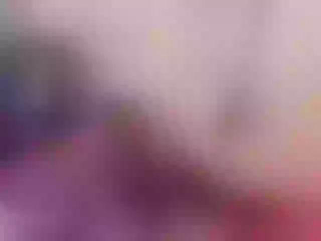 Live sex webcam photo for QueenyK1ng #290348749