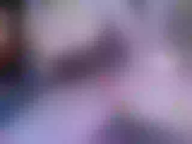 Live sex webcam photo for QueenyK1ng #290835783