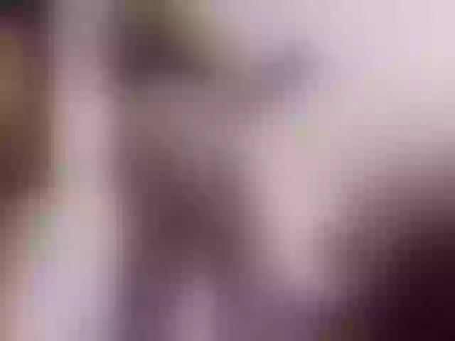 Live sex webcam photo for QueenyK1ng #290921401