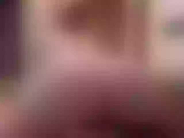 Live sex webcam photo for QueenyK1ng #291071948