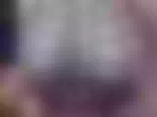 Live sex webcam photo for QueenyK1ng #291085481