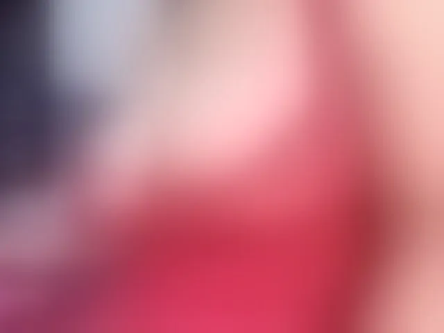 Live sex webcam photo for QueenyK1ng #291320317