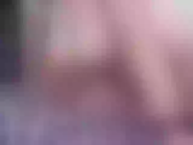 Live sex webcam photo for QueenyK1ng #291340989