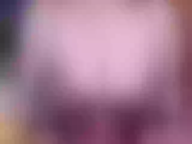Live sex webcam photo for QueenyK1ng #292156515