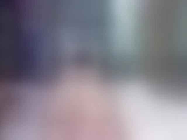 Live sex webcam photo for QueenyK1ng #292318239