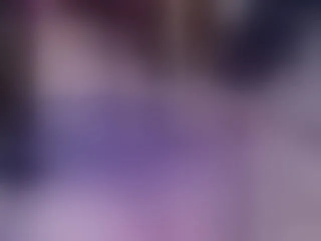 Live sex webcam photo for QueenyK1ng #292482445