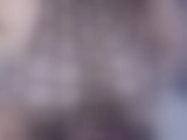 Live sex webcam photo for QueenyK1ng #292585122