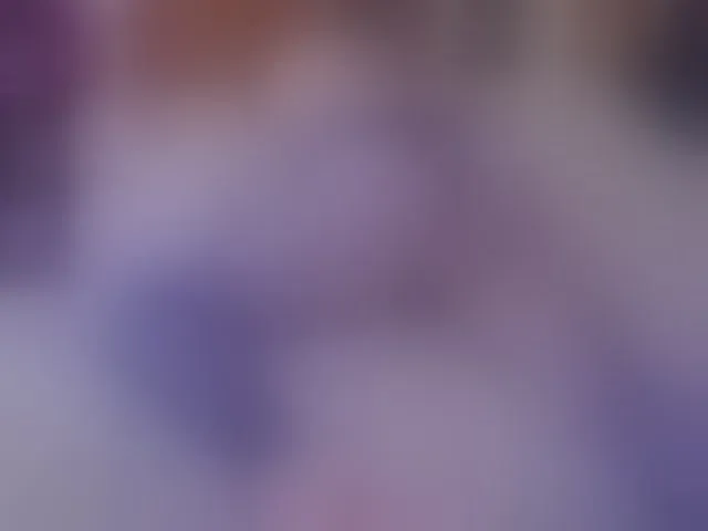 Live sex webcam photo for QueenyK1ng #292705770