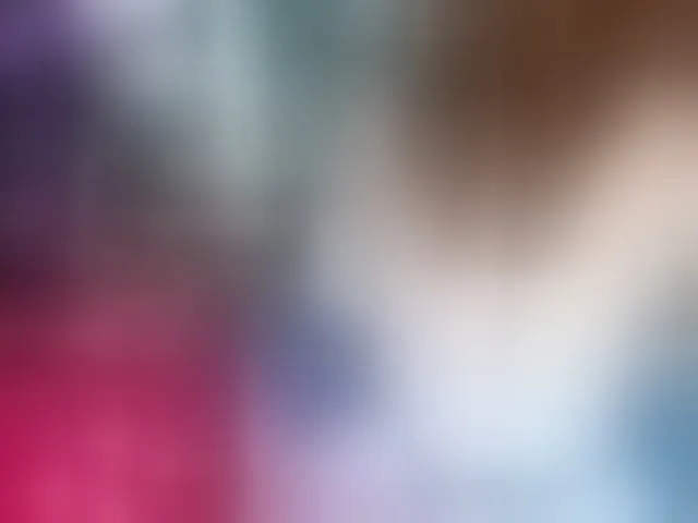 Live sex webcam photo for QueenyK1ng #293015650