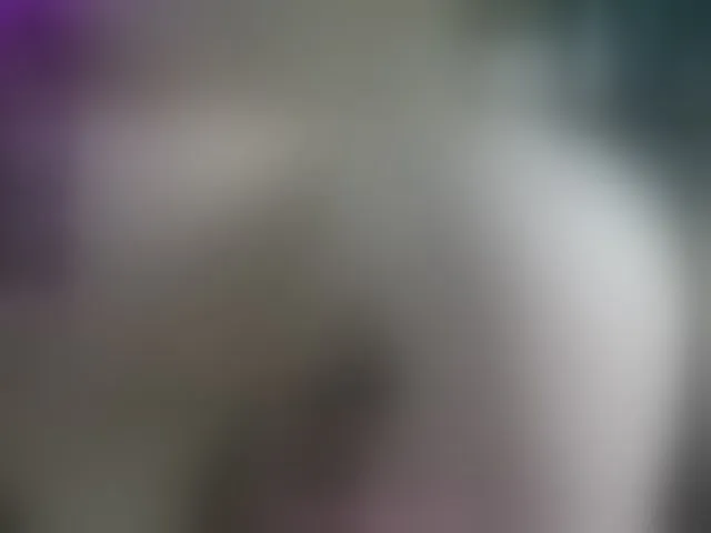 Live sex webcam photo for QueenyK1ng #293526180