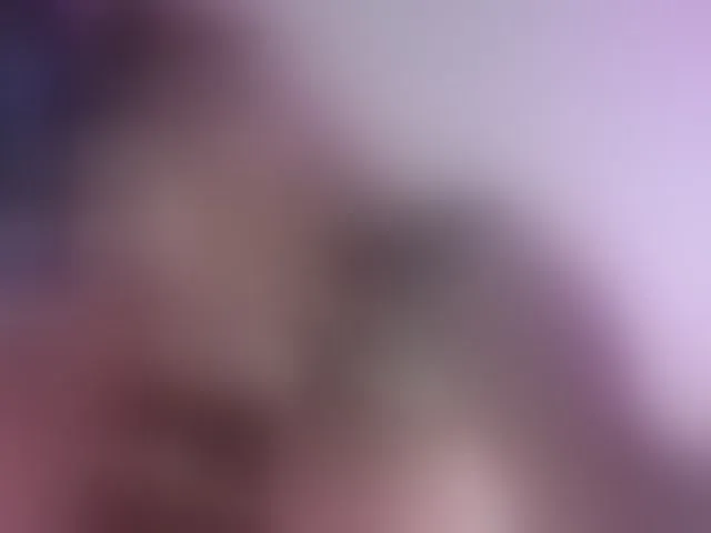 Live sex webcam photo for QueenyK1ng #293646033