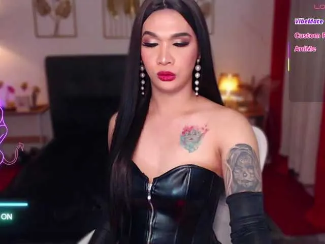 Live sex webcam photo for Queenyhurie #291629857