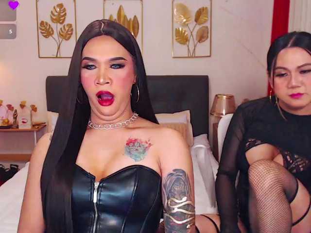 Live sex webcam photo for Queenyhurie #291892976